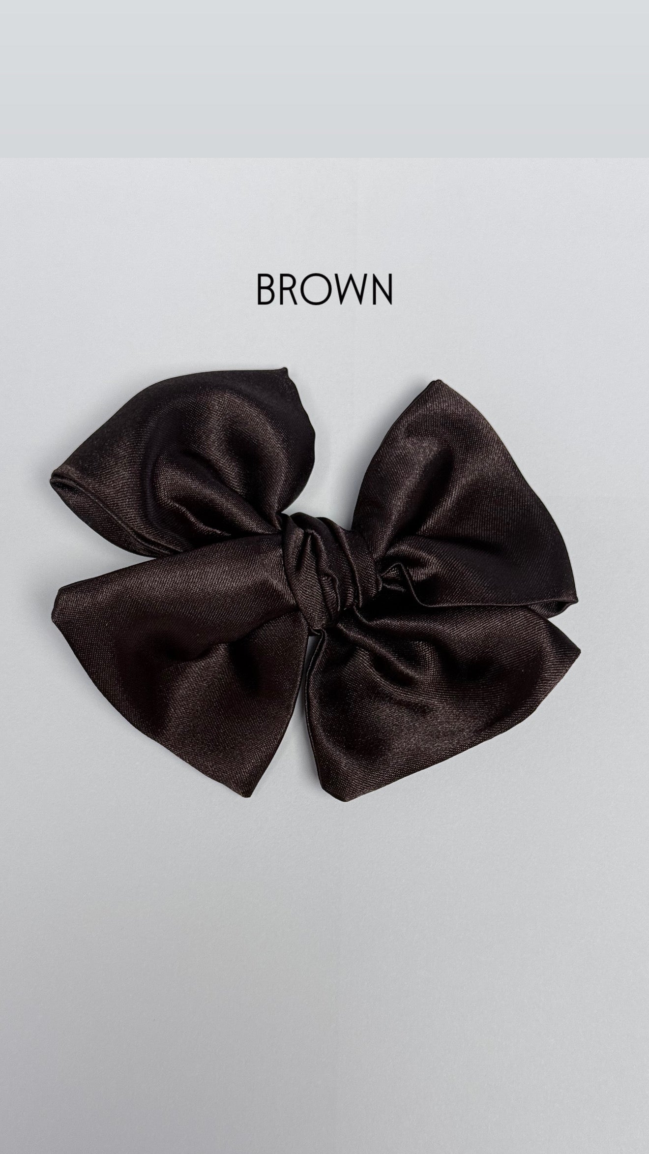 SATIN PINWHEEL BOW