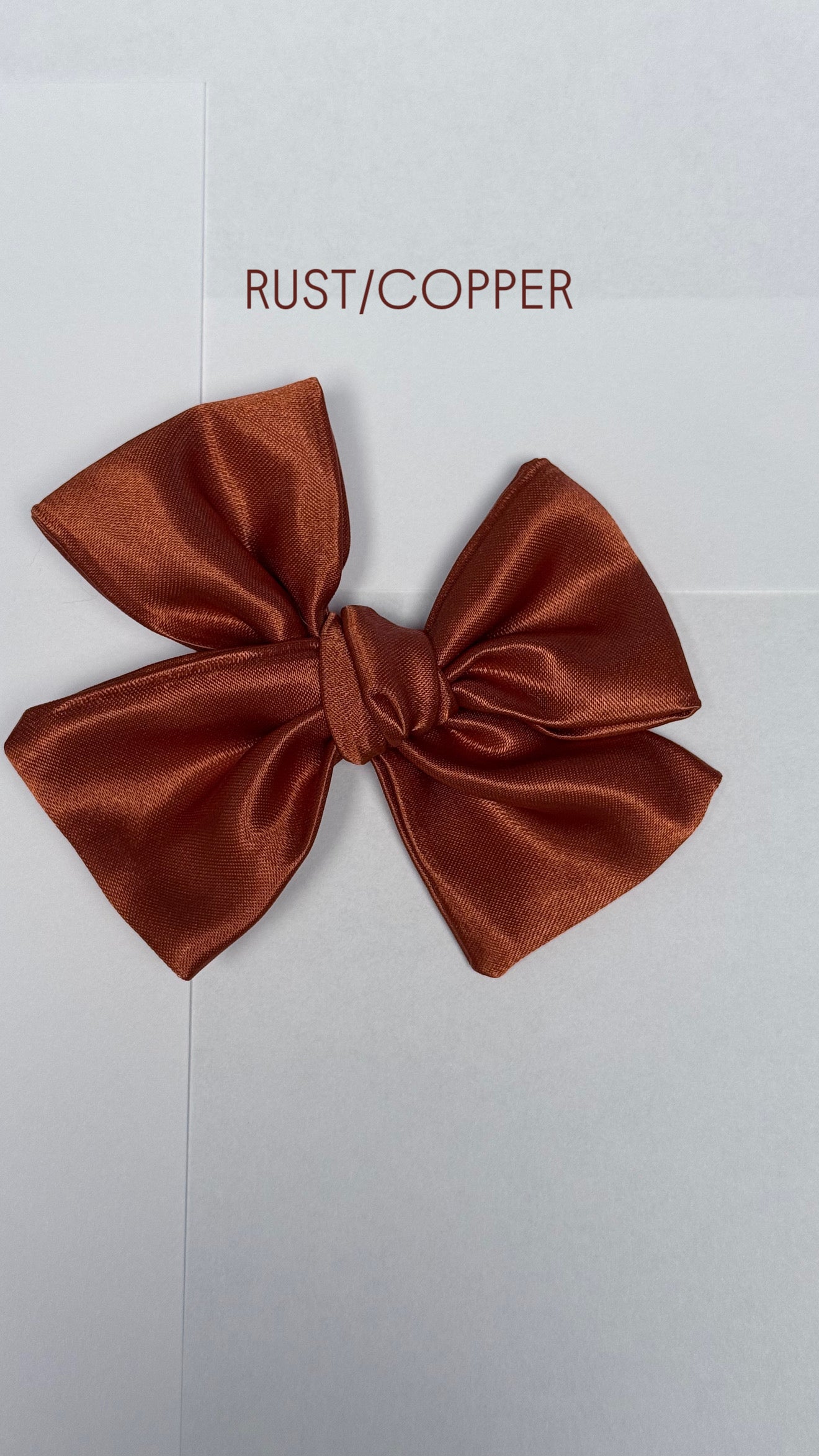 SATIN PINWHEEL BOW